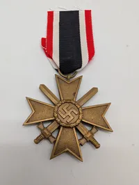 Tysk Krigsfortjenestekors af 2. klasse med sværd (Kriegsverdienstkreuz)