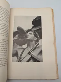 Den danske Brigade, redigeret af Niels Grunnet og Bent Demer, 1945