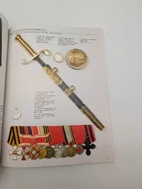 To militærhistoriske bøger om Serbien-Bulgarien krigen og russiske ordener