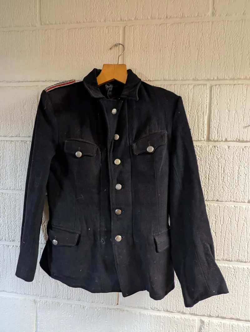 Tysk Brandværnsuniformsjakke med Skulderstropper WW2