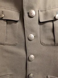 Dansk M/1923 Uniformsjakke i uld med messingknapper,  ( Omsyet 1947 uniform )