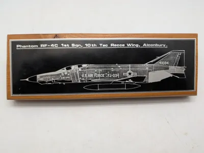 Phantom RF-4C 1st Sqn Graveret Træplakette