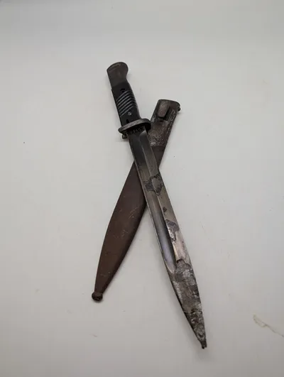 Tysk K98 Bajonet med metalskede Nummerens 