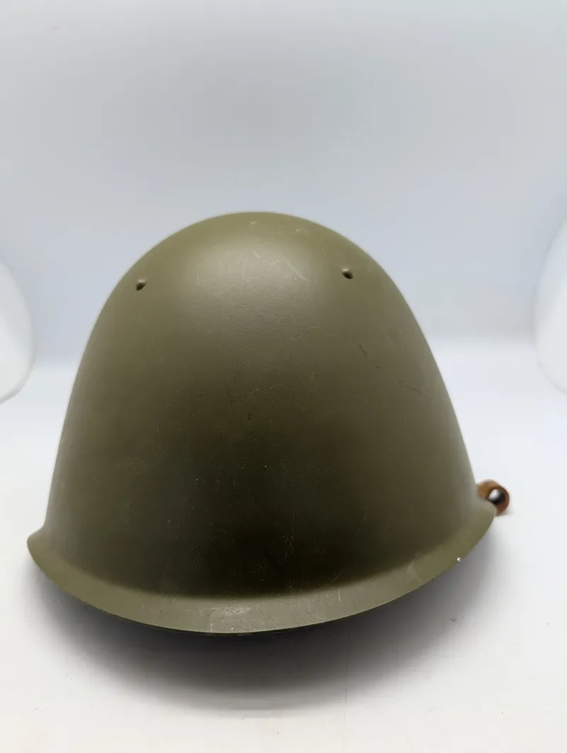 Sovjetisk SSh-68 Stålhjelm med Indvendig Stempling