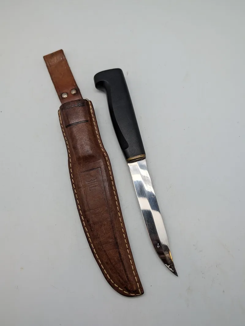 Fiskars Finland Stainless Steel Puukko Hunting Knife with Leather Sheath