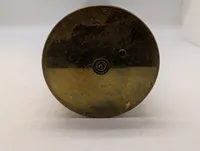 Militær 105mm messinggranathylster, dateret 1954