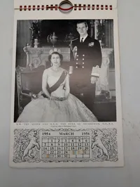 Samling af britiske kongelige memorabilia, herunder 1935 Royal Jubilee souvenir