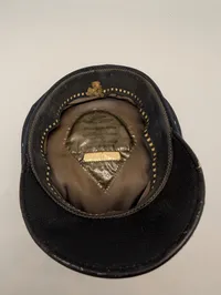 Tysk Luftwaffe Officer Visirhue med Sølvbroderet Egeløvskrans