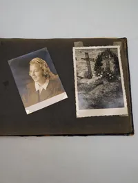 Tysk fotoalbum fra 2. verdenskrig med soldaterportrætter og hverdagsscener, Kroatisk 