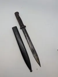Tysk Mauser K98 Bajonet med tilhørende metalskede uden nummer 