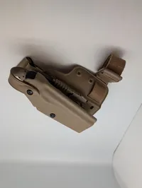 Safariland 6354DO ALS Holster i Flat Dark Earth med QLS-system, Sig Sauer P210