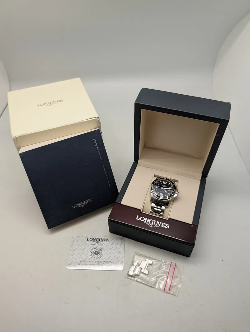 Longines HydroConquest Herrearmbåndsur med Sort Urskive