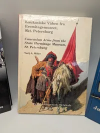Samling af 5 bøger om historiske våben og militærhistorie