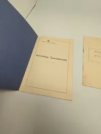 To danske militære hæfter: Statens Civile Luftværn og Skyttebog (1938)