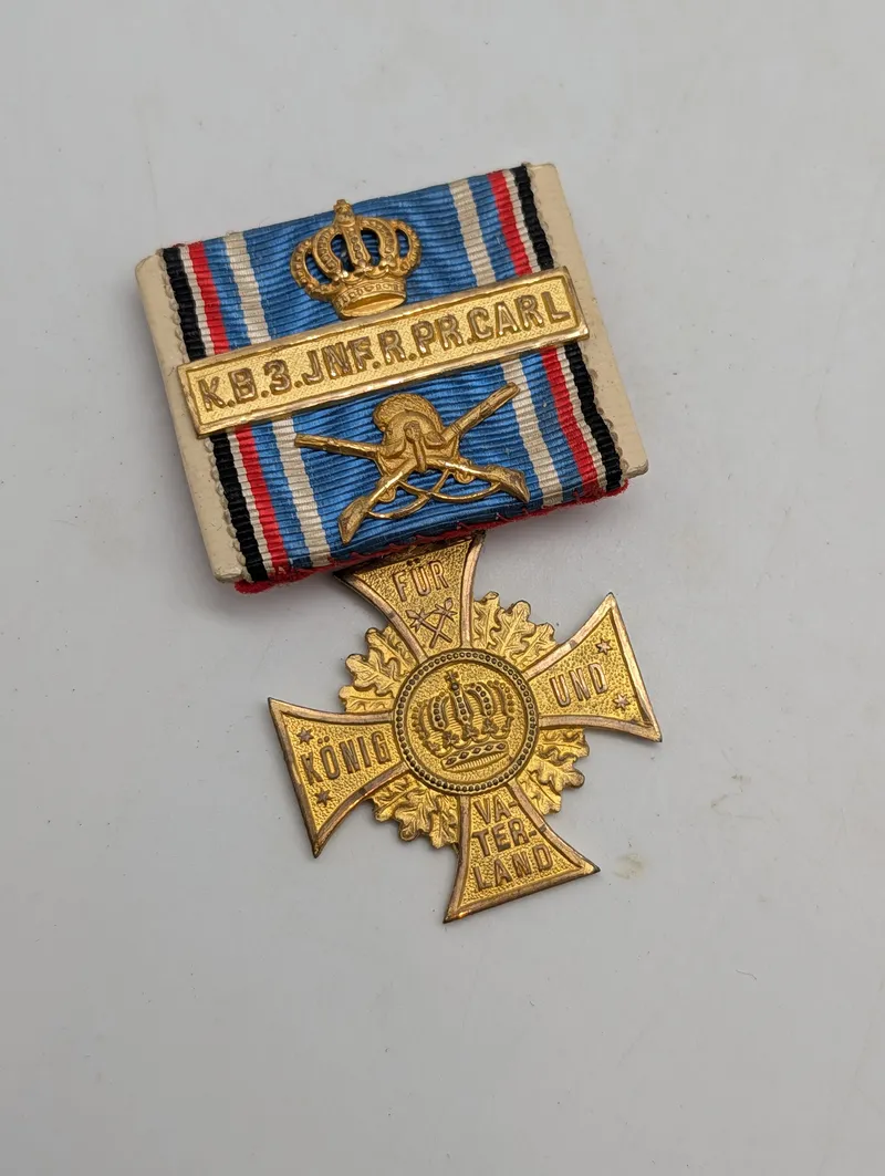 Bayersk Militær Fortjenstkors med K.B.3.INF.R.PR.CARL Spænde