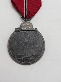 Tysk Østfrontsmedalje (Winterschlacht im Osten 1941/42) med bånd