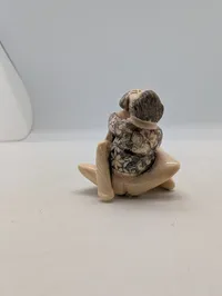 Japansk Shunga Netsuke i udskåret ben, forestillende elskende par