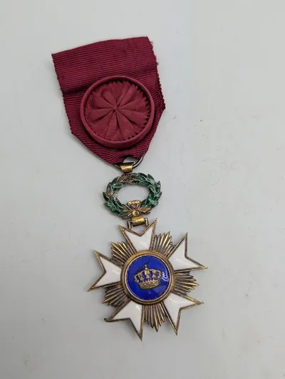 Belgien, Leopold II's Orden, Officerskors med roset
