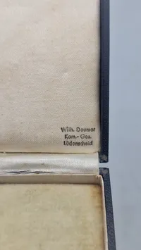 WWII German Mother's Cross Presentation Case - Gold Grade Emblem