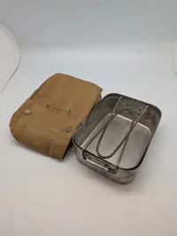 WWII Britisk Mess Tin med Lærredsetui, mærket FIS 43