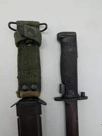 M7 Bajonet med U.S. M8A1 Skede - Fremstillet i Vesttyskland