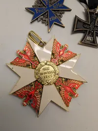 Samling af tyske militære ordener: Pour le Mérite, Jernkorset og Den Røde Ørn, repro 