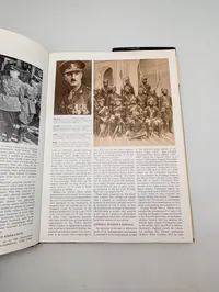 Samling af tre militærhistoriske bøger om våben og militaria