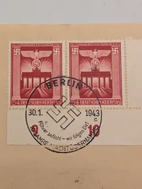 Tysk postkort fra 1943 med mindefrimærker og Berlin-stempler
