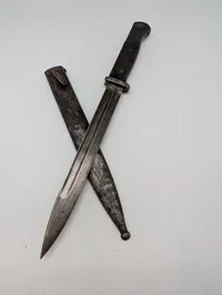 Tysk Mauser K98 Bajonet med tilhørende metalskede
