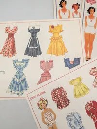 Store Marie og Lille Marie påklædningsdukker, tre ark