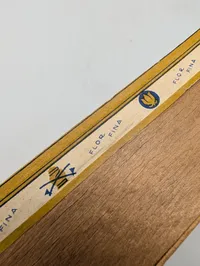 Vintage Pflanzer-Dienst Res Honoris Wooden Cigar Box WW2 ubrugt 