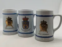 Tre danske militære krus fra Hærens Officersskole og CF-Korpset