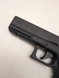 Glock 17 Airsoft Pistol med Tilbehør