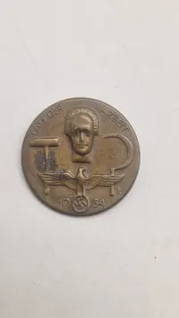 1934 German Tag der Arbeit Labor Day Badge - Hammer, Sickle, Eagle Motif