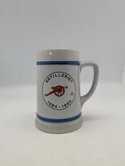 Artilleriet 1684-1984 Jubilæumskrus i stentøj