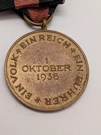 Tysk Anschluss-medalje 1. oktober 1938 med originalt bånd