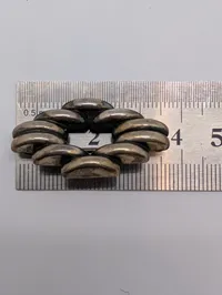 Siersbøl broche i sterlingsølv med geometrisk design