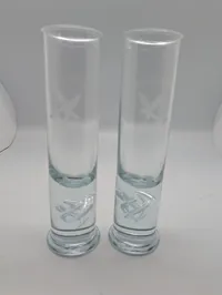 To Holmegaard Glas med Falck logo, highlife serien 