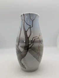 Bing & Grøndahl porcelænsvase med landskabsmotiv