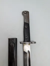 Belgisk M24  Bajonet med Skede