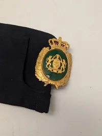 Dansk Politi  Skråhue med Forgyldt Emblem