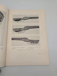 Arne Hoff, Ældre Dansk Bøssemageri, 1951 Illustrationer Volume