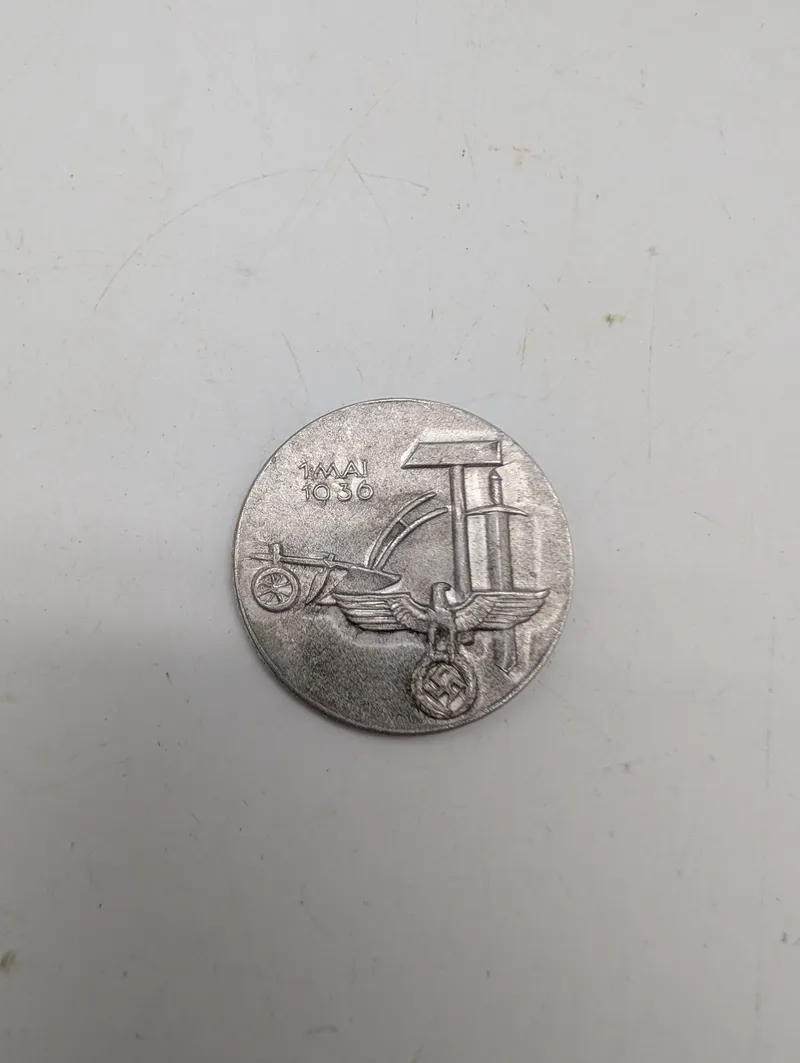 F.W. Assmann & Söhne 1. Maj 1936 Tinnie-emblem