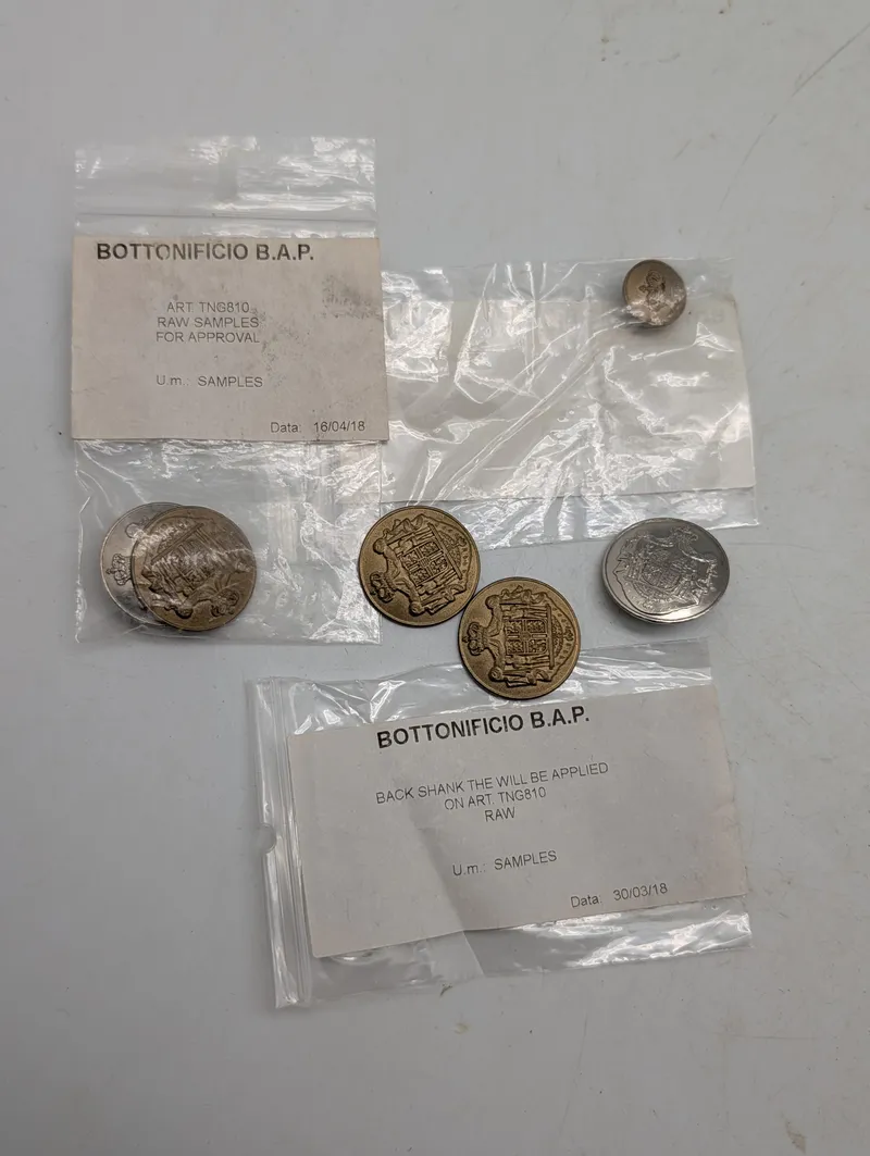 Bottonificio B.A.P. Metal Knapper med Våbenskjold