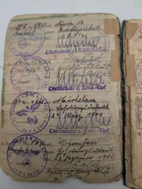 Tysk Luftwaffe Soldbuch fra 2. Verdenskrig tilhørende Karl Burkhardt
