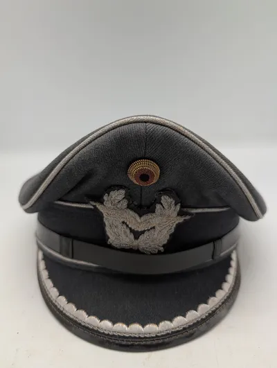 Vesttysk Bundeswehr Luftwaffe Officerskasket med Broderet Kokarde
