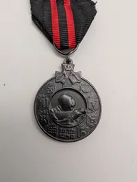 Finnish Winter War Medal with Rannikkopuolustus Clasp and Swords