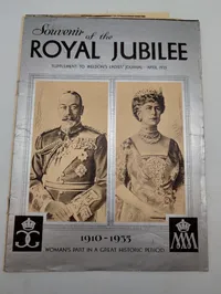 Samling af britiske kongelige memorabilia, herunder 1935 Royal Jubilee souvenir