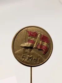 Danish Liberation Day Commemorative Pin Badge '5 Maj'