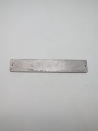 Vintage metalskilt med teksten HUSHOLDNINGSRUM